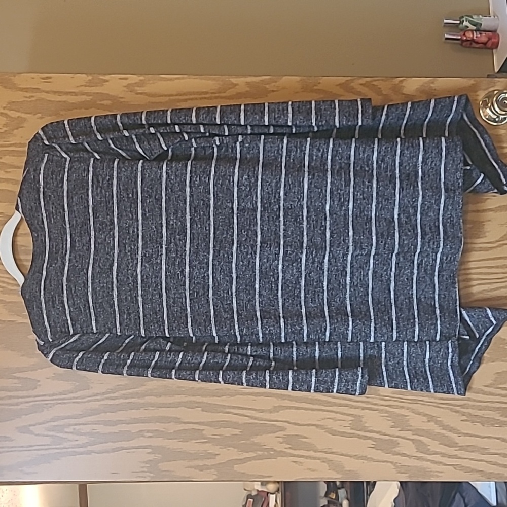 Cardigan - Picture 4 of 4